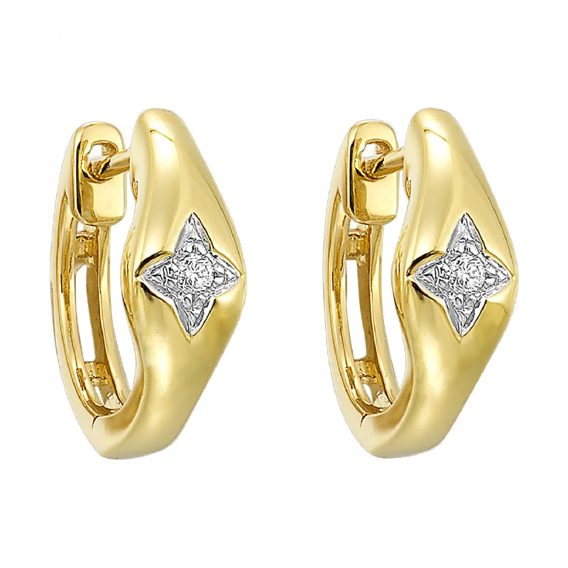 Diamond Star Thick Huggie Hoop Earrings in 14k Yellow Gold