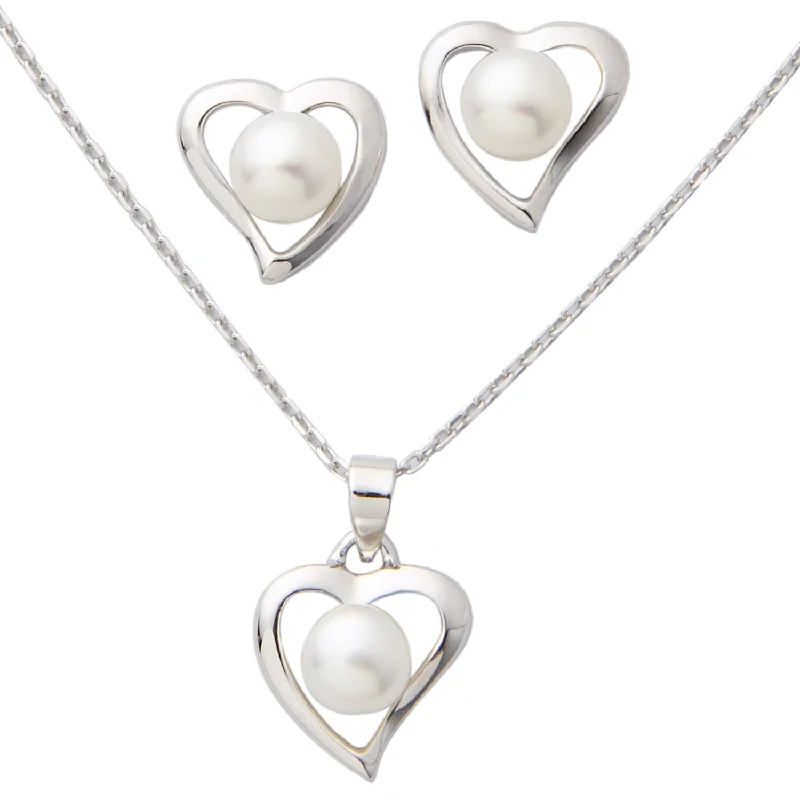 Heart-Shaped Pearl Earring & Necklace Set