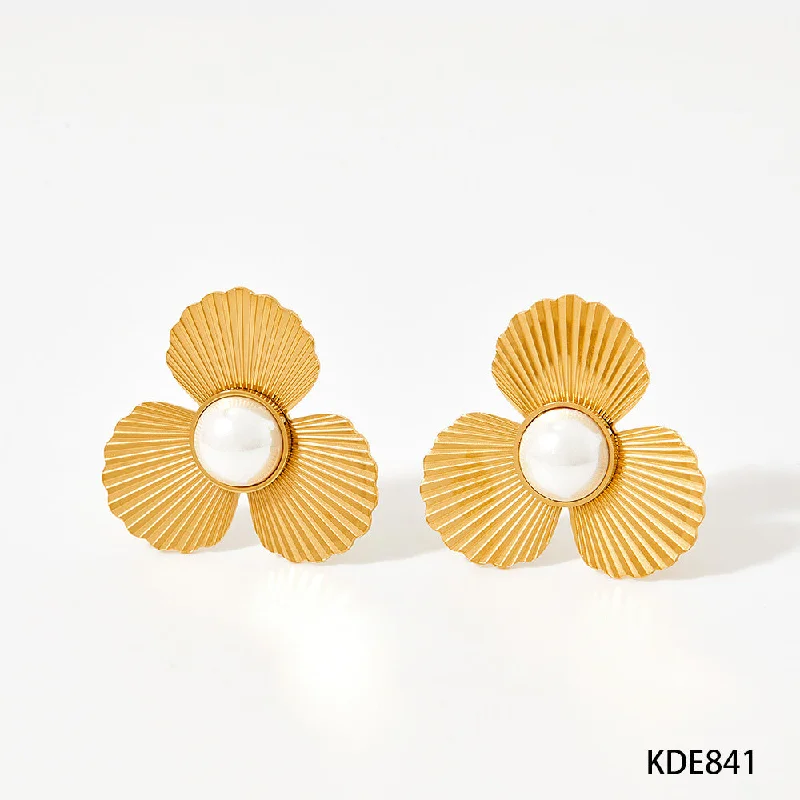 Gold Earrings Type A