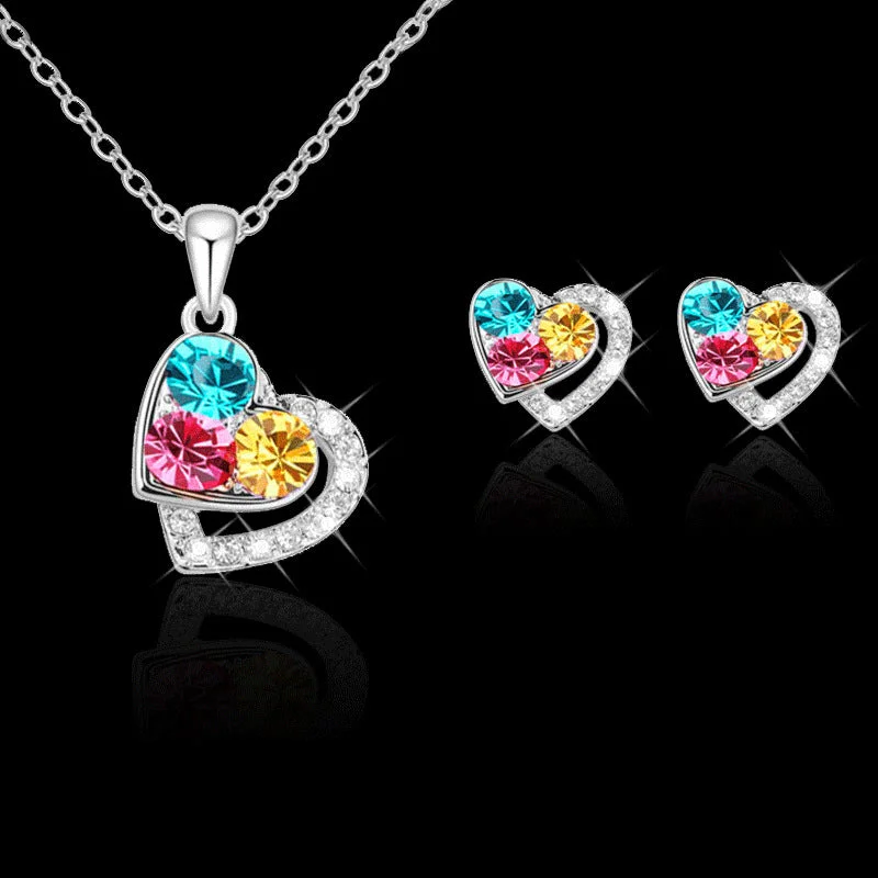 Wholesale Necklace Set Colorful Diamond Heart Shape Female Pendant Alloy Earrings